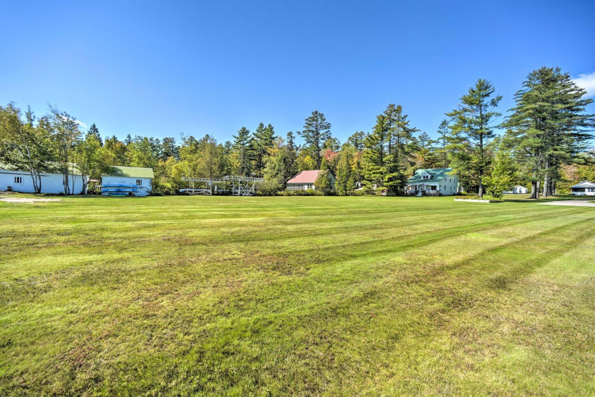 Lake Pleasant Cabin On 3 Acres With Kayaks And Beach! Buitenkant foto